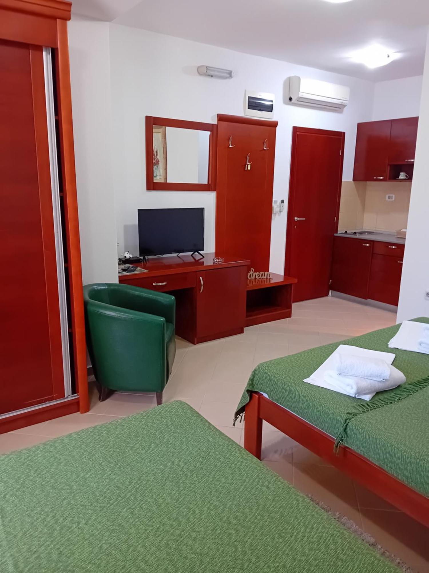 Krapina Lux Apartment Budva